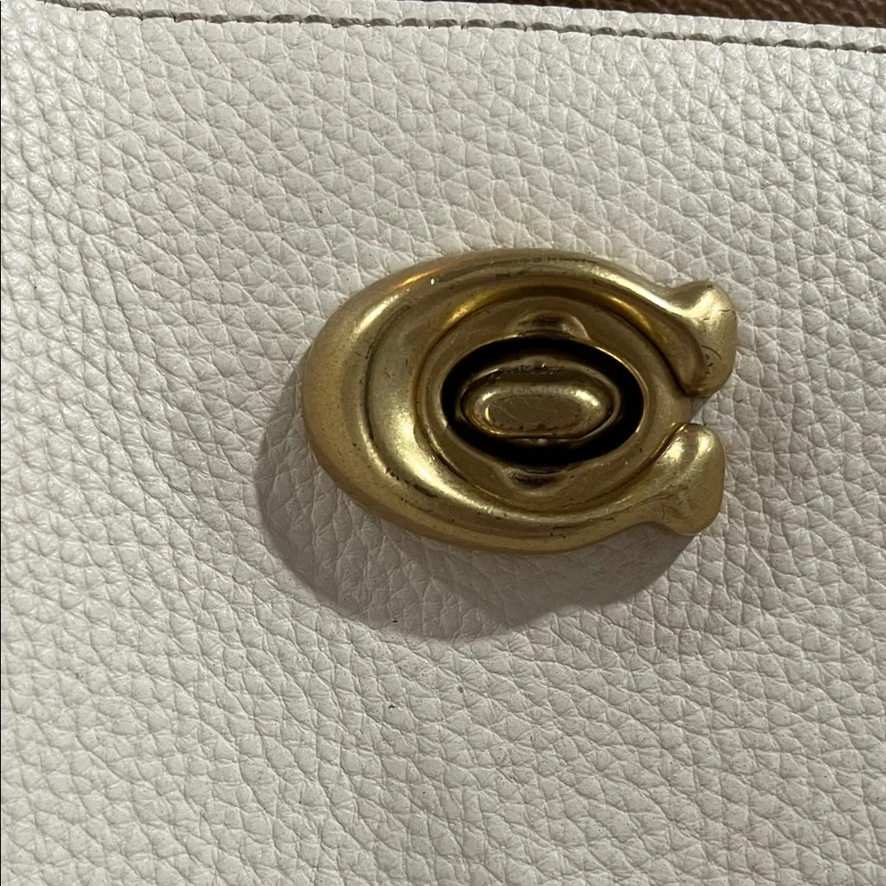 Coach Cream and Tan Leather Willow Shoulder Bag - Picture 10 of 16